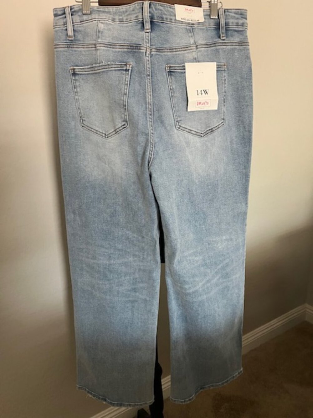 Moco Boutique High Rise Wide Leg Jeans Light Wash NWT - Picture 2 of 5